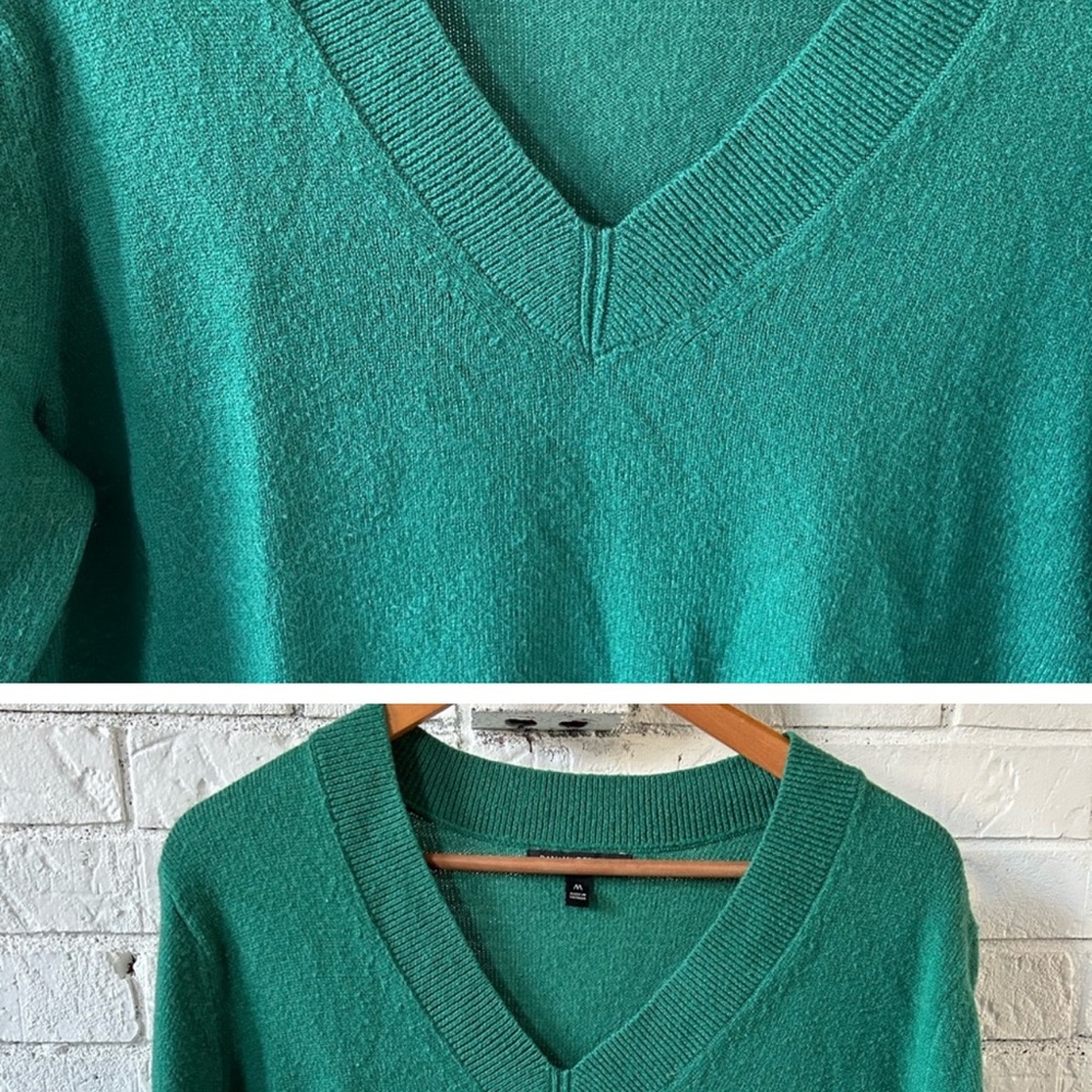 Women's Green V-Neck Sweater